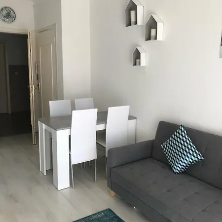 La Lanterne Apartment